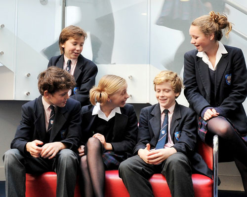 Sittingstudents